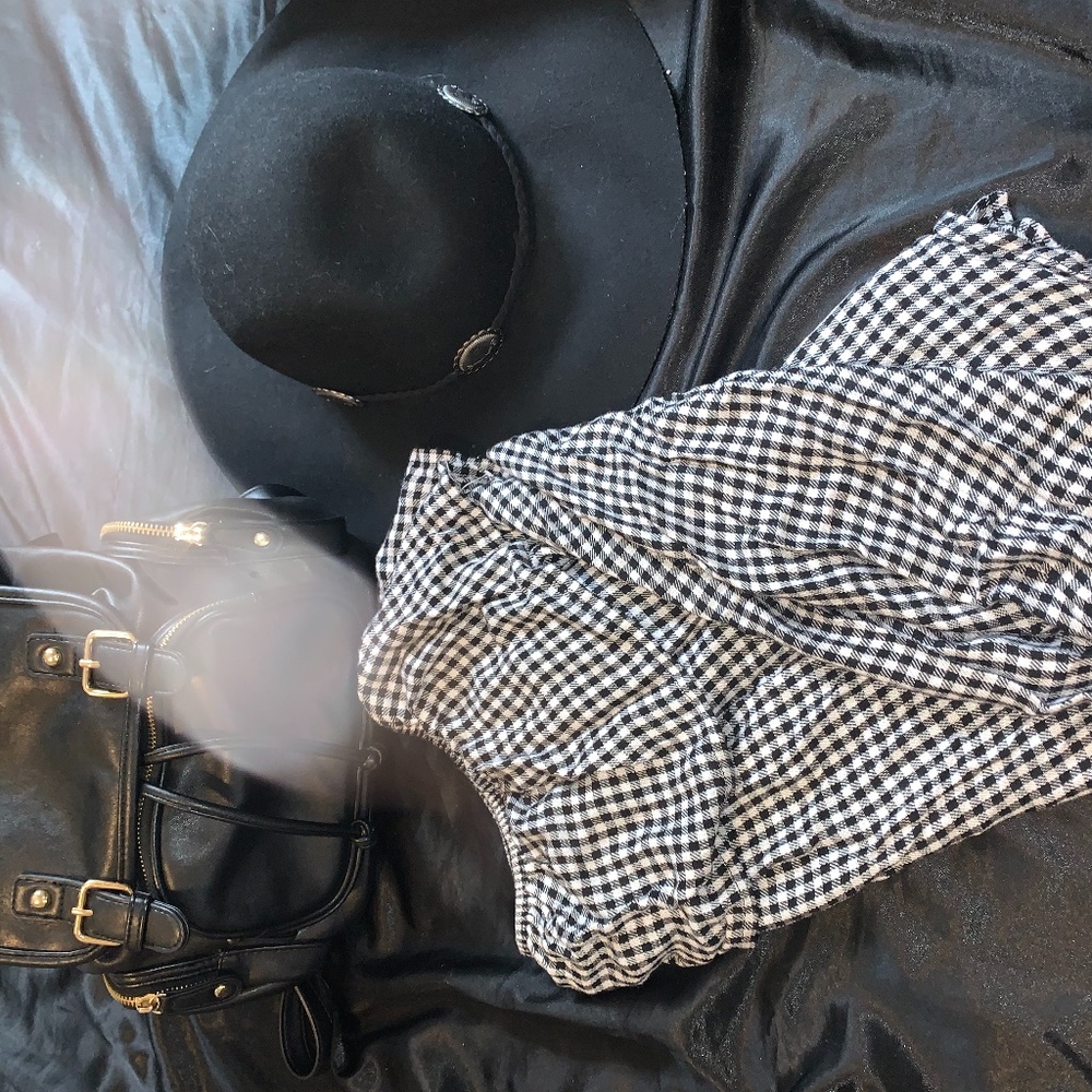 Boho off-the-shoulder checkered long sleeve blouse